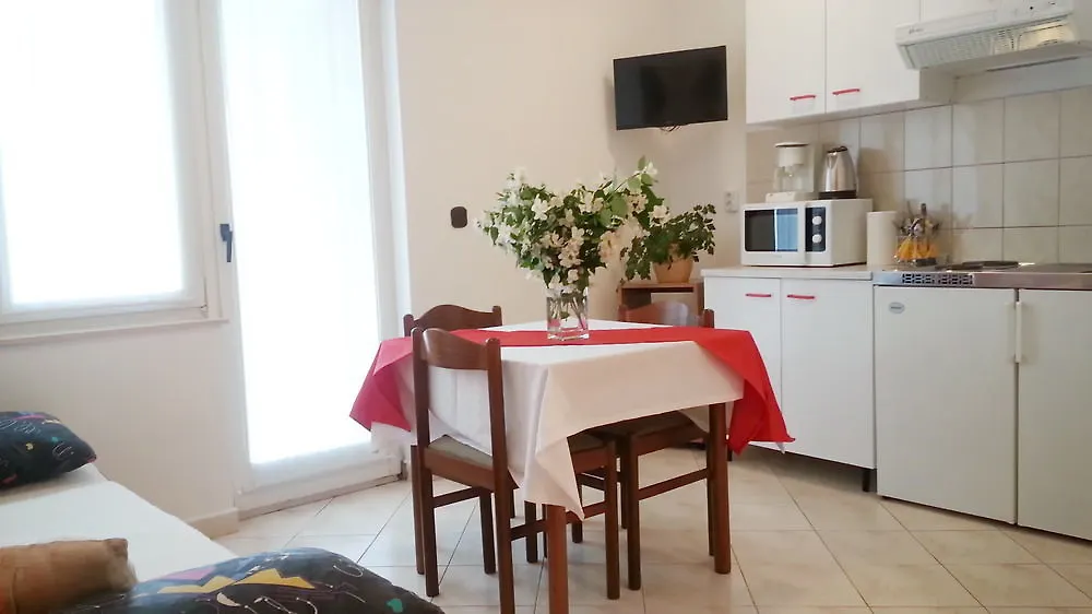 Apartments Vojin Trogir