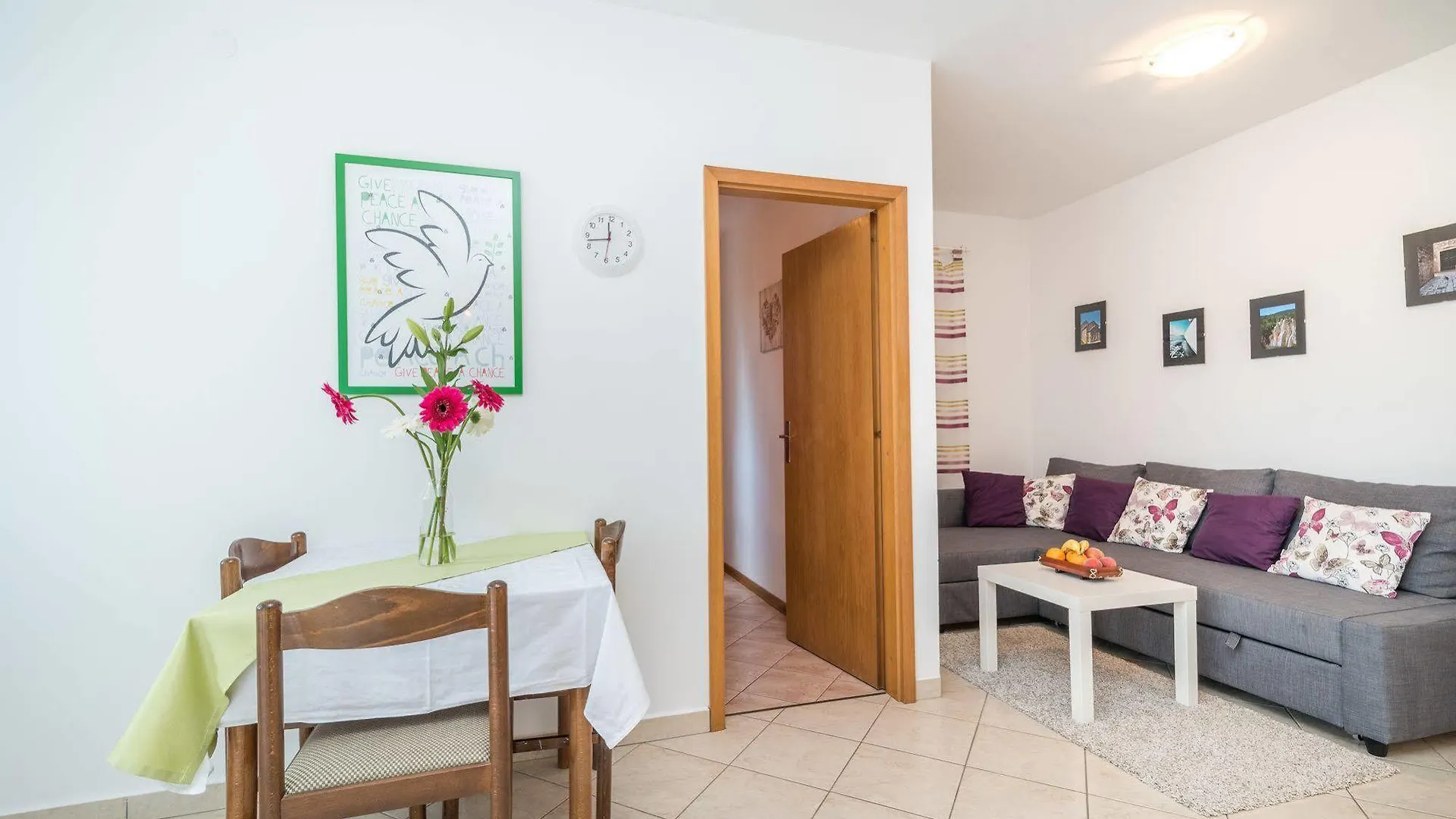 Apartments Vojin Trogir