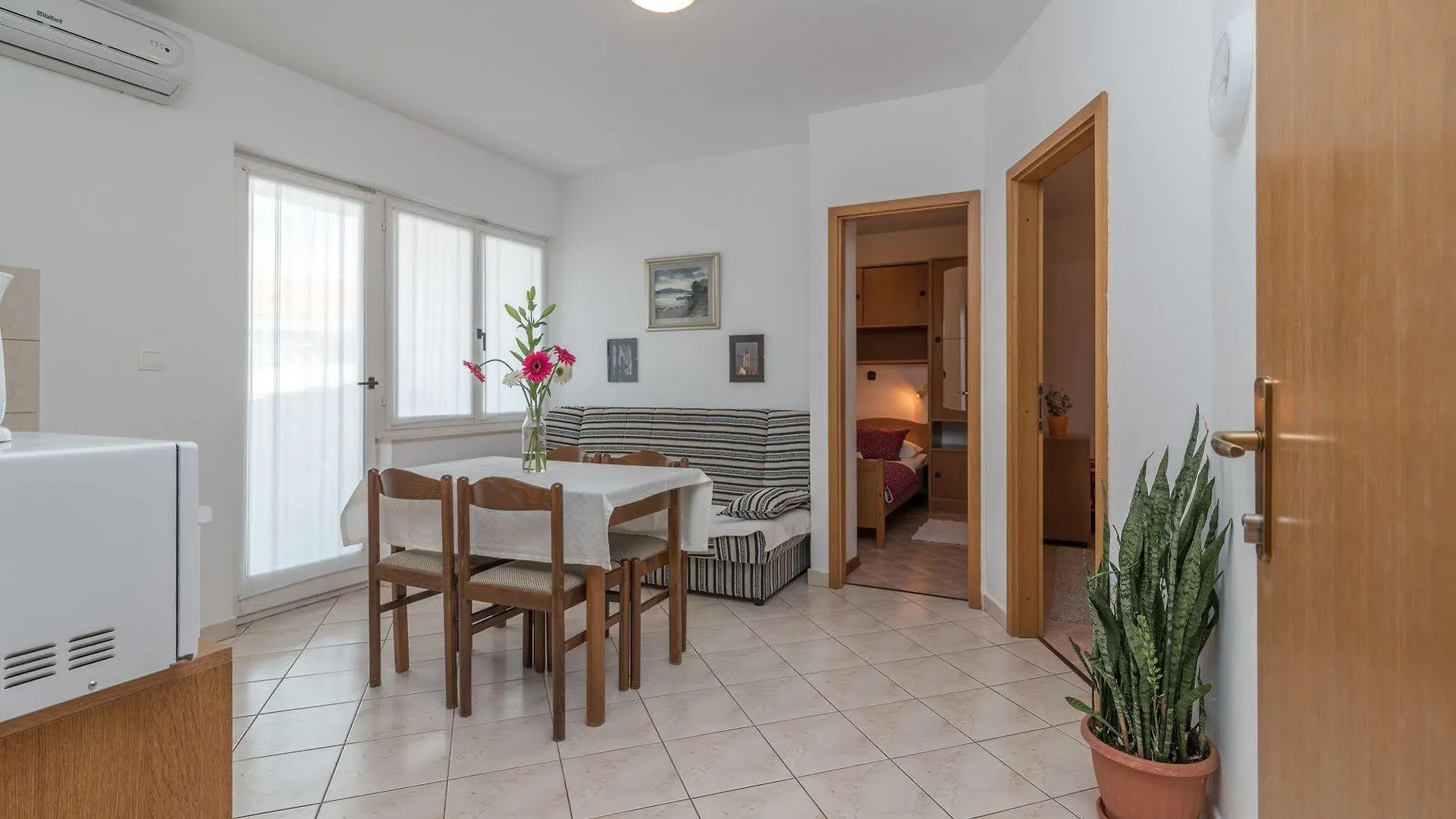 Apartments Vojin Trogir