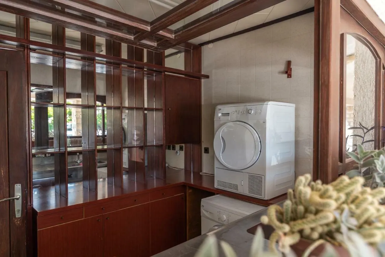 Apartments Vojin Trogir