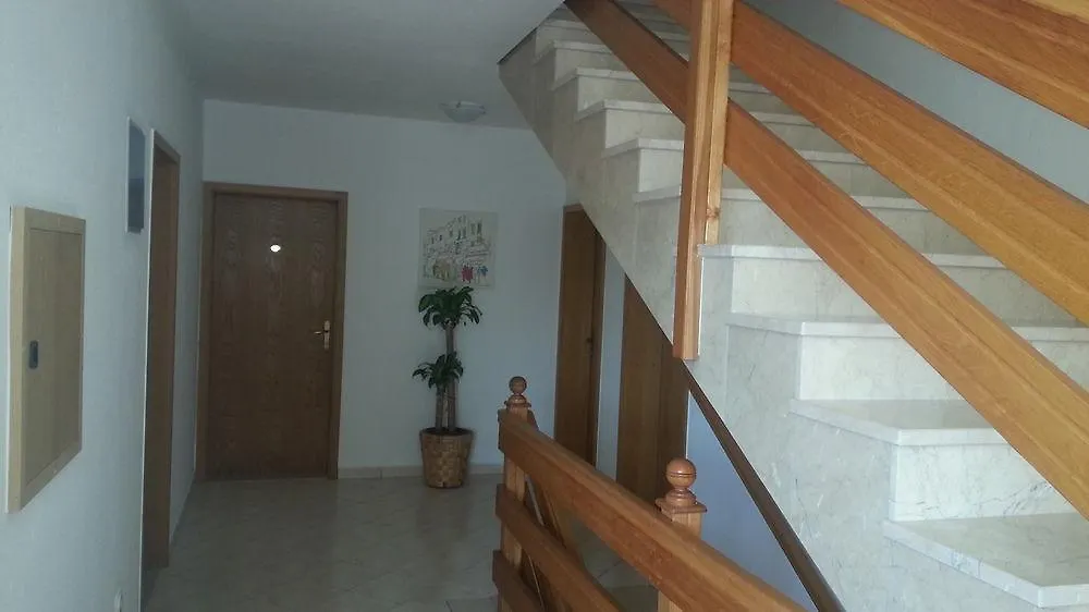 Apartments Vojin Trogir