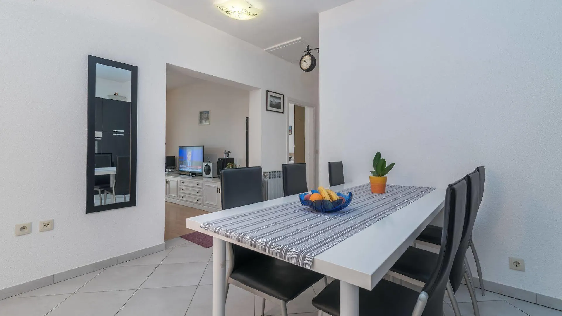 Apartments Vojin Trogir