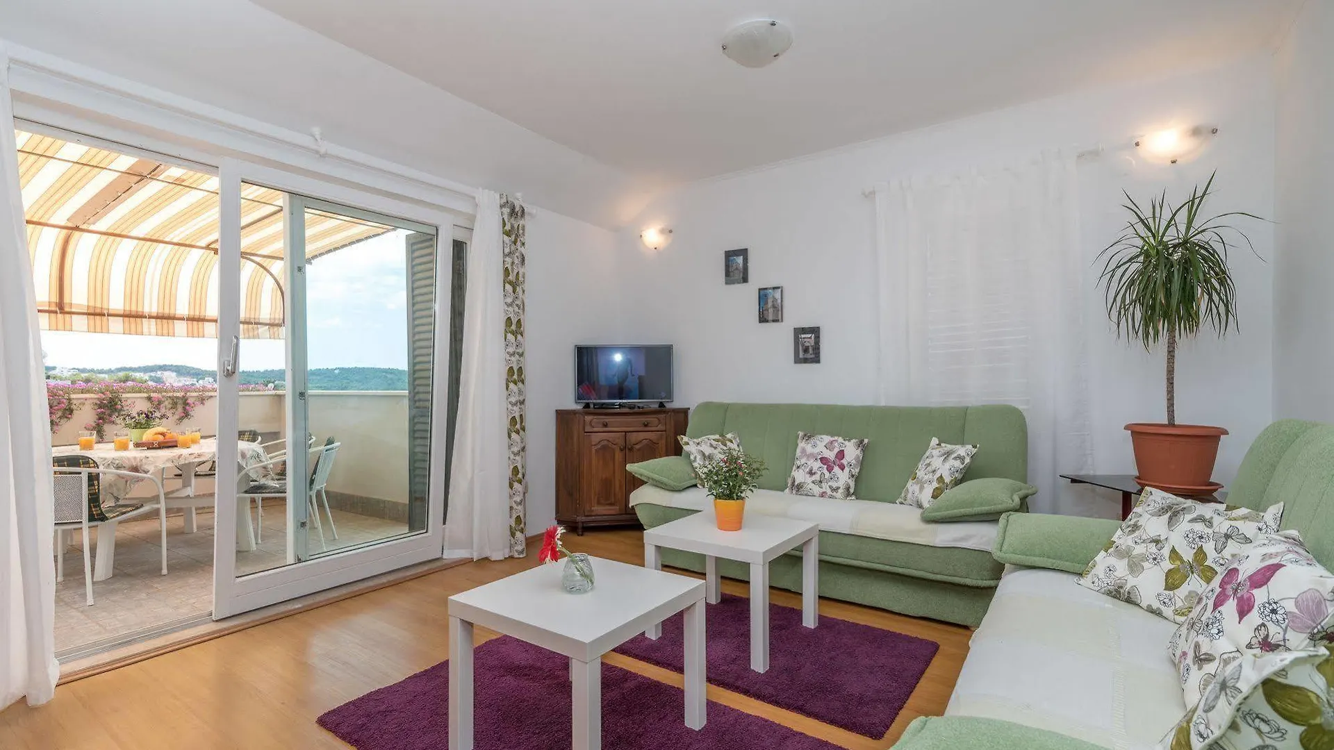Apartments Vojin Trogir Croatia